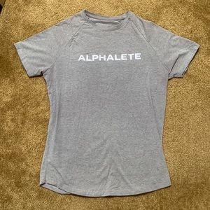 Men’s Alphalete Size L Performance Top